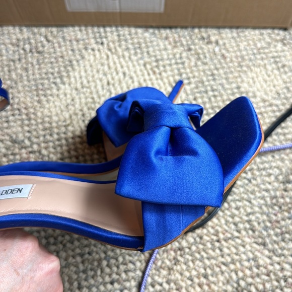 NWOT • Steve Madden • Women's Trusty Heeled Sandal 💙 Blue Satin 💙 Size 8.5 - Picture 15 of 17